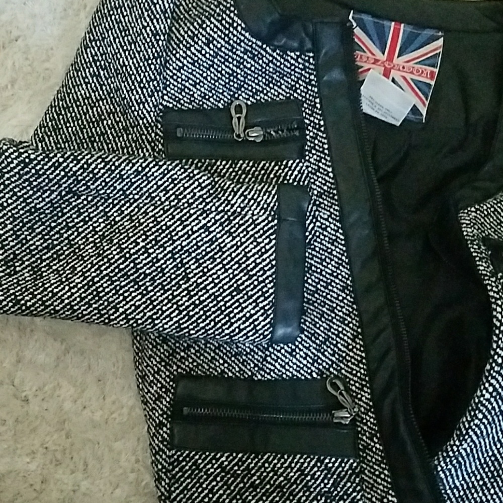 Jacket - Picture 5 of 5